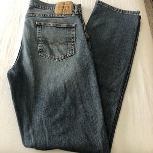 Denizen From Levi’s 218 Straight Fit Men’s Jeans, Blue Size 34/34